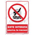 Este Interzis Saritul In Piscina v1789